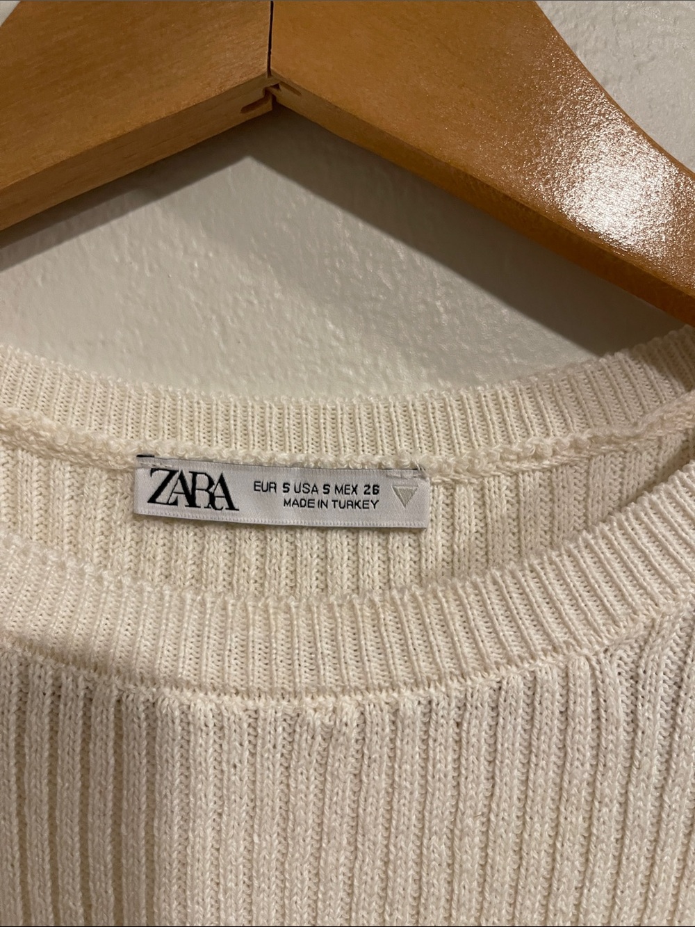 Zara Ruffled Ribbed Top - Picture 3 of 3